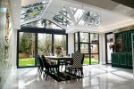 What’s the Difference Between a Conservatory and an Orangery?