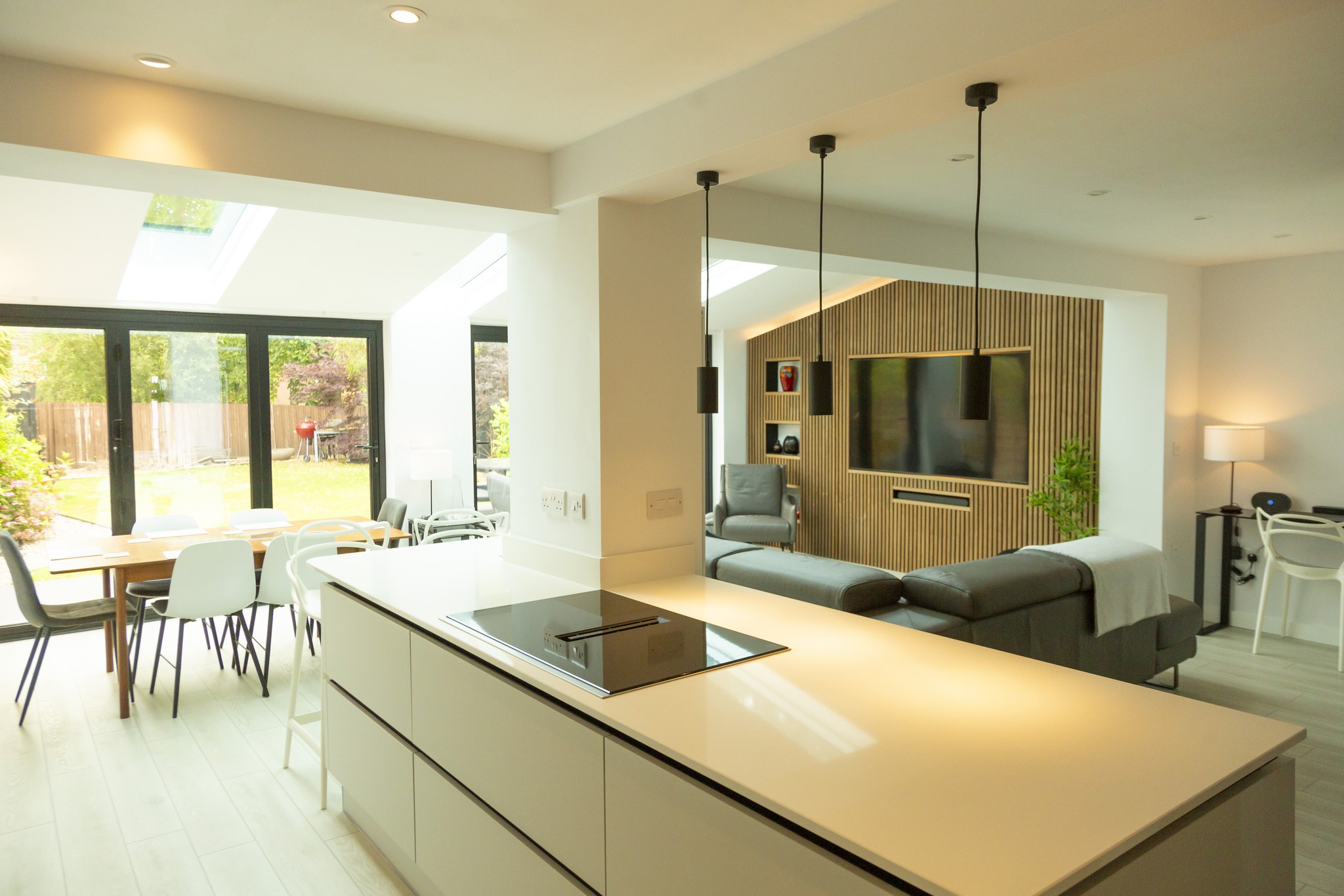 One trained team installs your hup! extension from start to finish